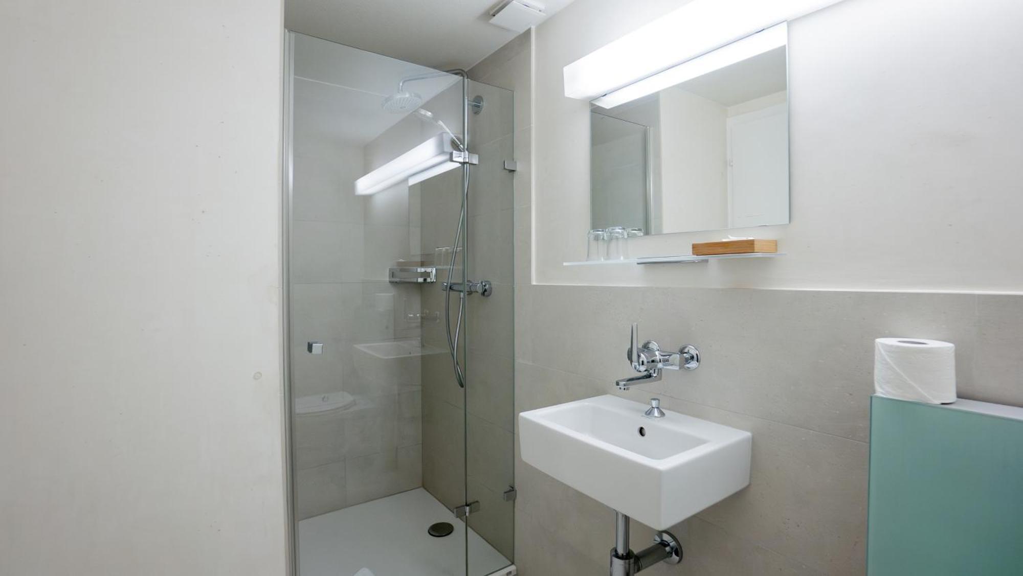 Hotel & Restaurant Roessli Stansstad Εξωτερικό φωτογραφία