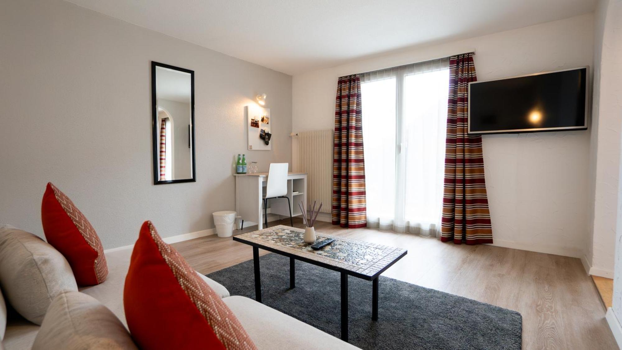 Hotel & Restaurant Roessli Stansstad Εξωτερικό φωτογραφία